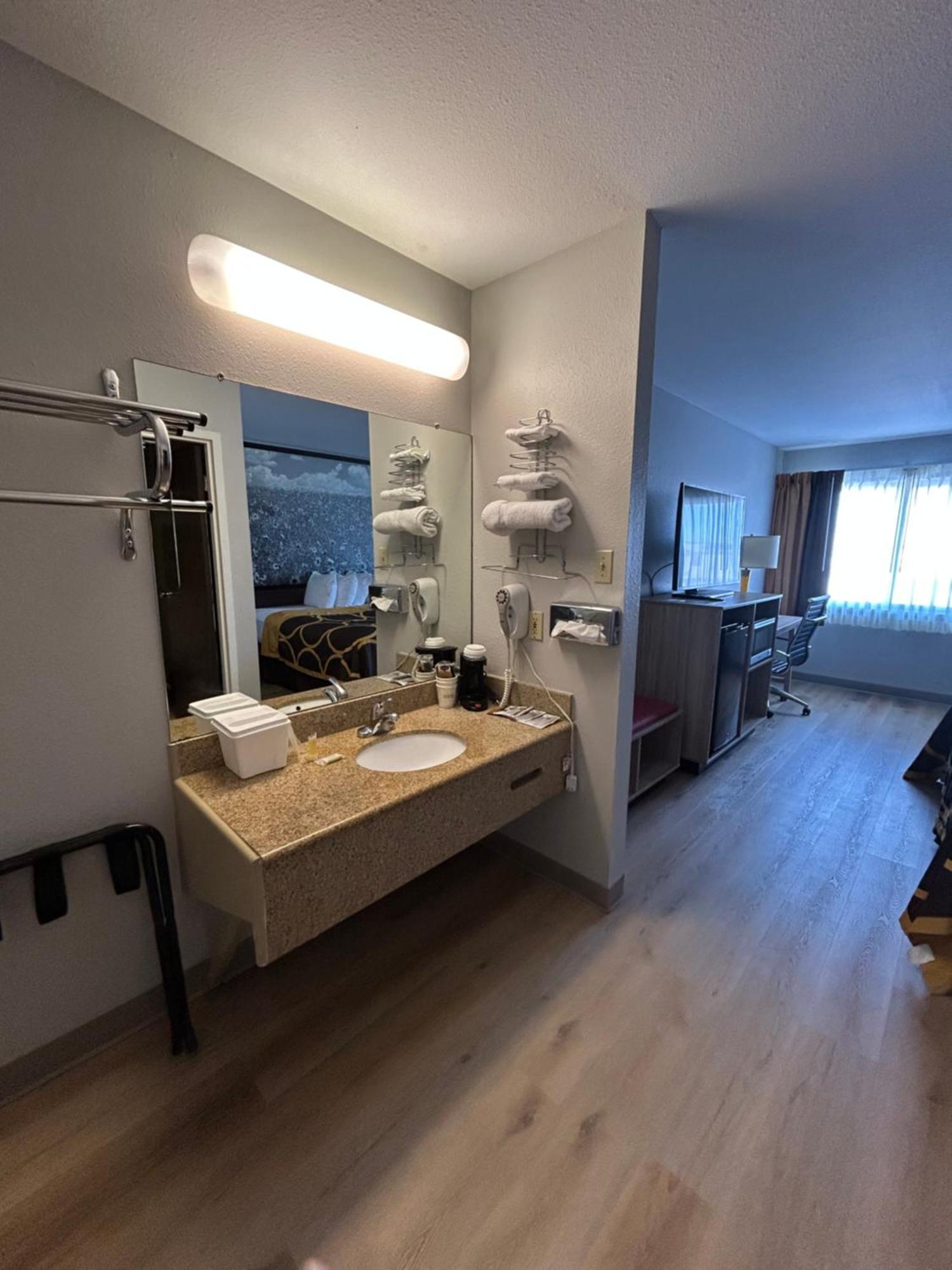ซูเปอร์ 8 บาย วินด์แฮม สเตอร์ลิง โคโลราโด Hotel ภายนอก รูปภาพ